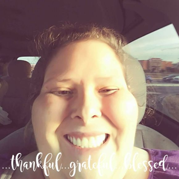 Meet your Posher, Julia - Picture 1 of 1